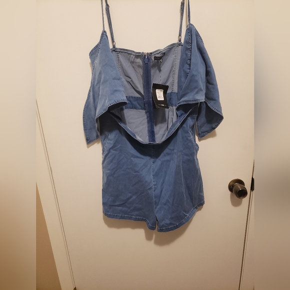 Denim romper with front tie - Picture 2 of 4